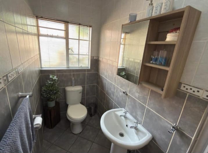 3 Bedroom Property for Sale in Rhodesdene Northern Cape